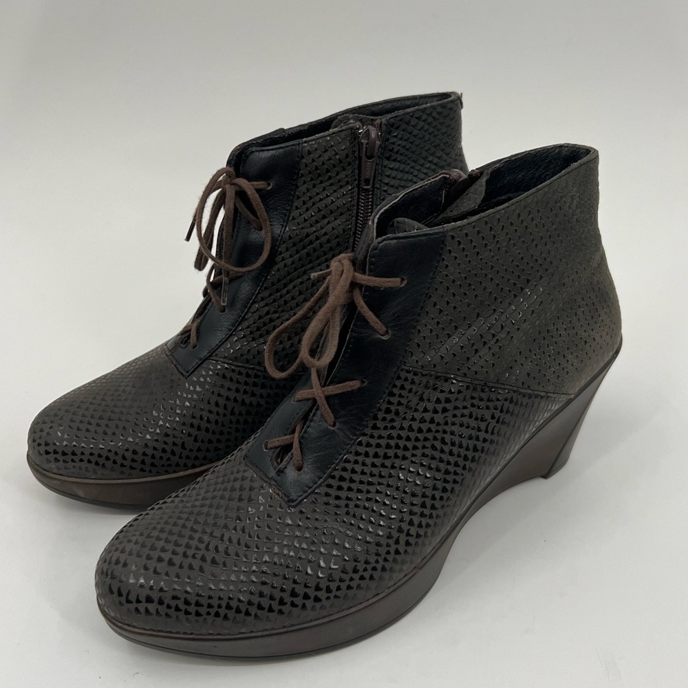 Naot Nadine leather wedge booties